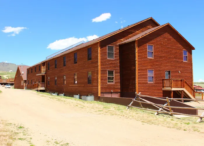 Old Corral Hotel 4*